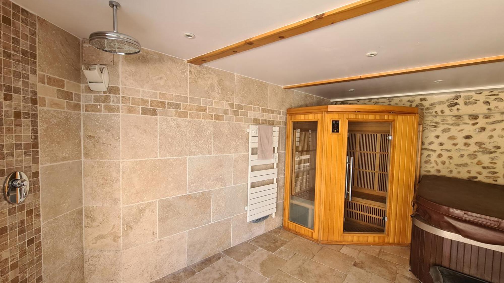 Gite Le Caprice Spa & Sauna Génissieux Buitenkant foto